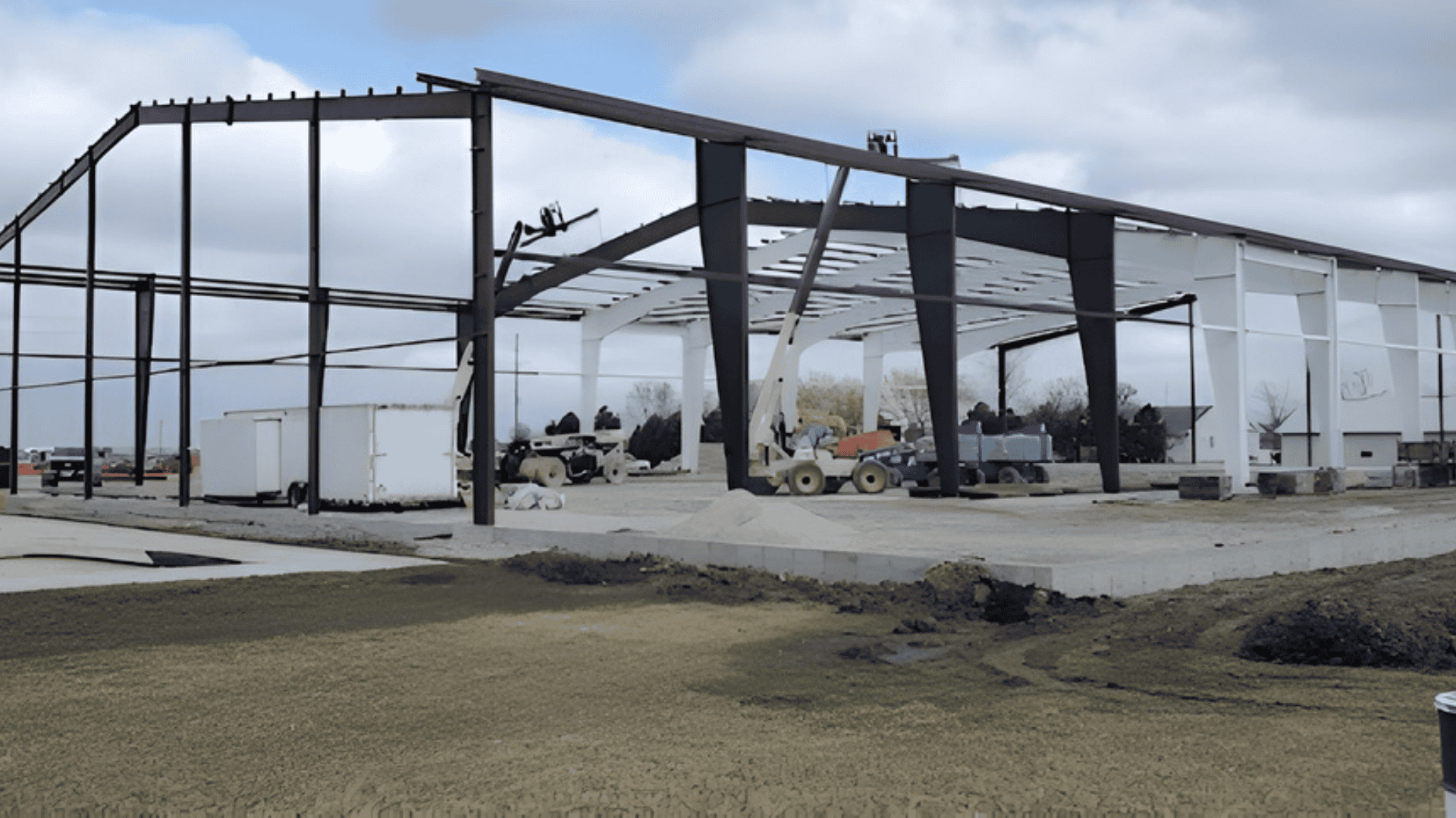 steel building construction