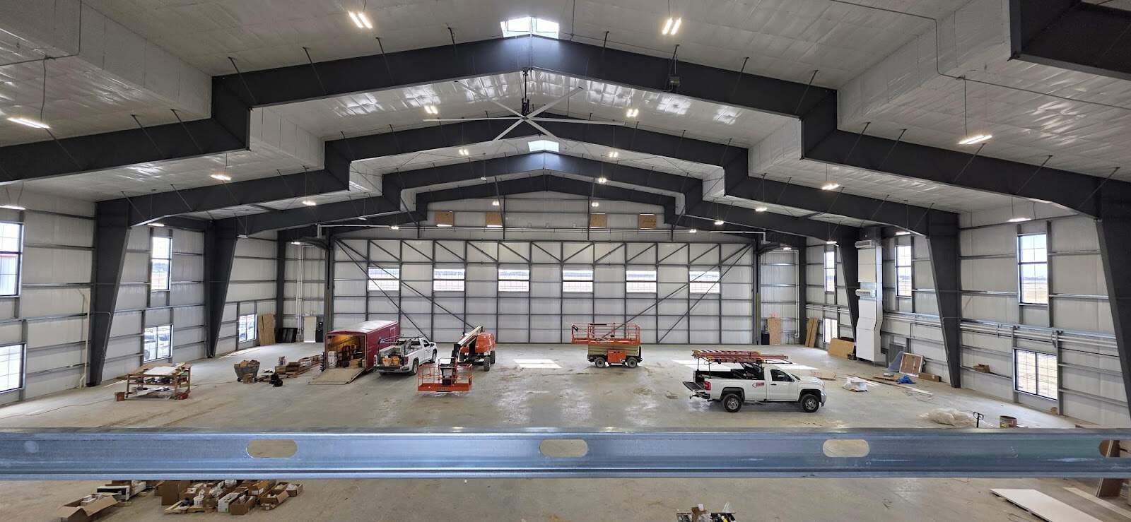 Internal Hanger View